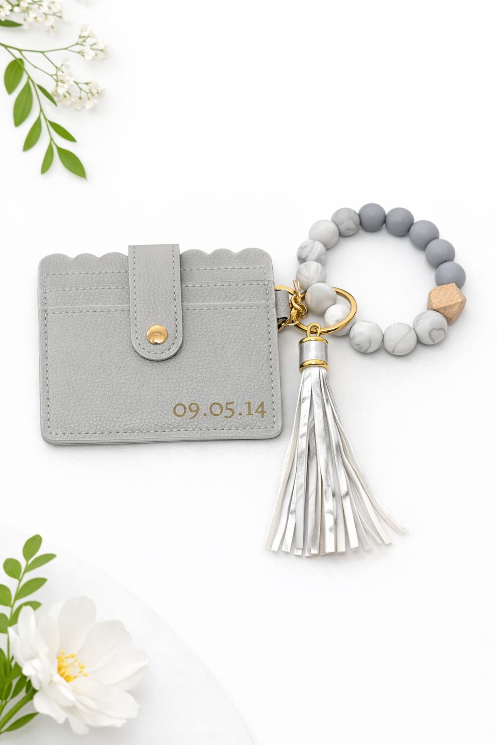 Gray Wallet & Bracelet Keychain Set — Personalized Gift Set with Engraved Charm