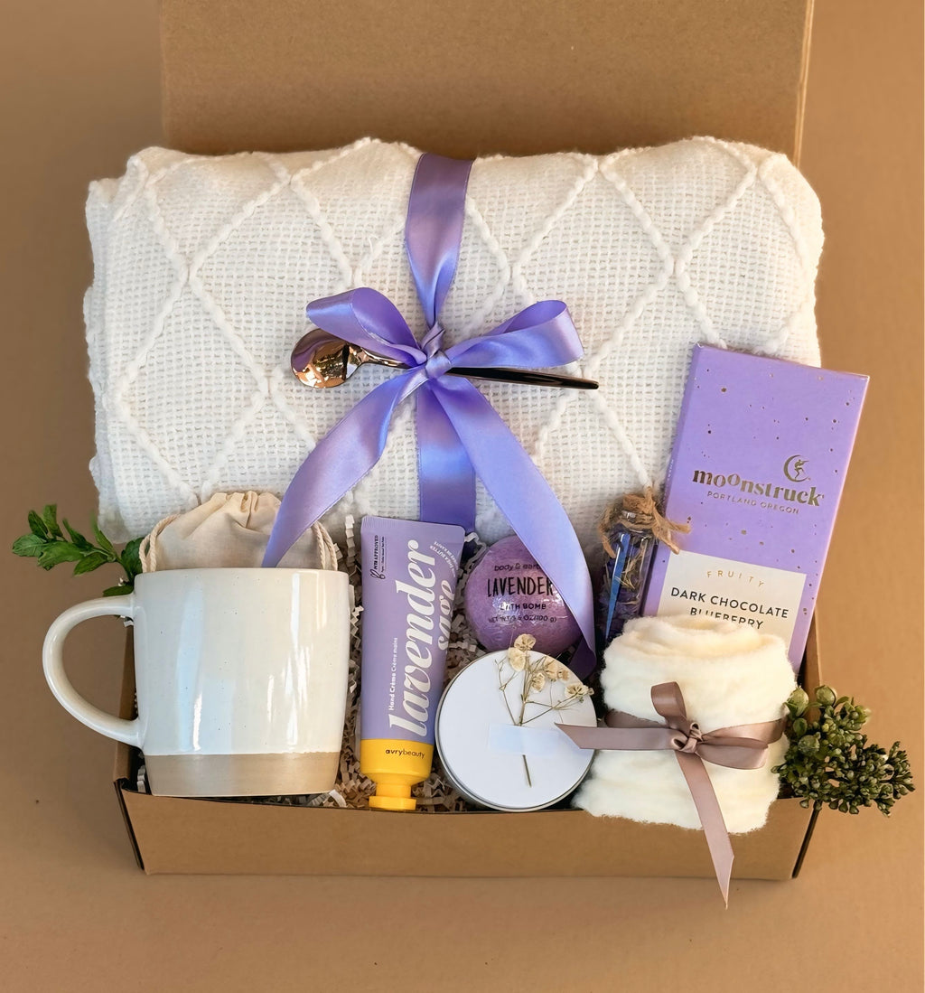 Lavender Dreams Box – Relaxation Spa Gift Set with Blanket, Candle & Mug