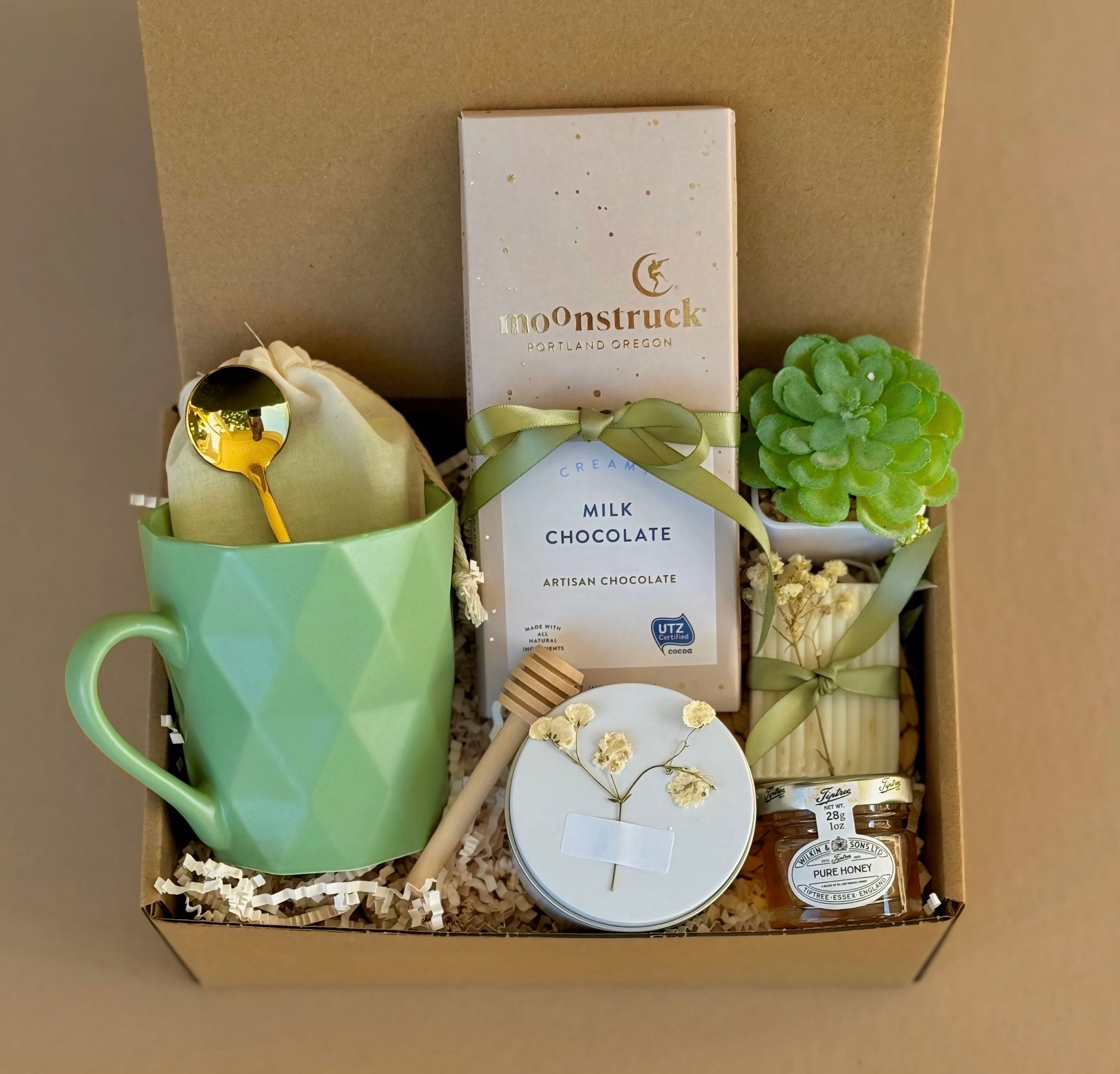 Nature Bliss Box – Eco-Friendly Gift Set with Mug, Treats & Relaxing Essentials