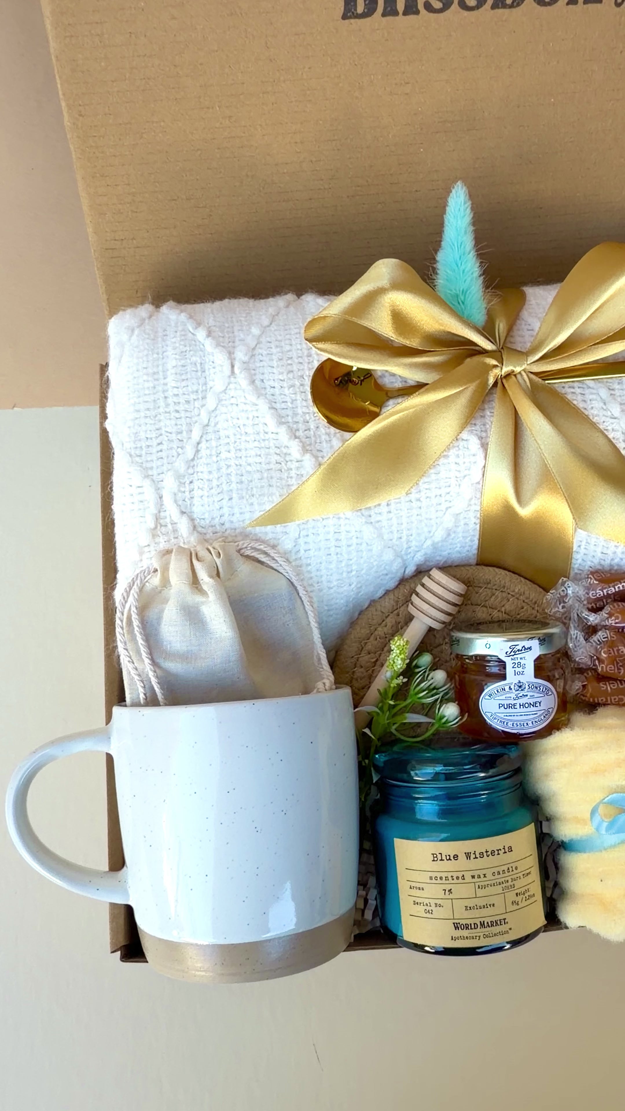 Luxury Gift Box for Her – Elegant Birthday, Holiday & Christmas Gift | Golden Glow Box