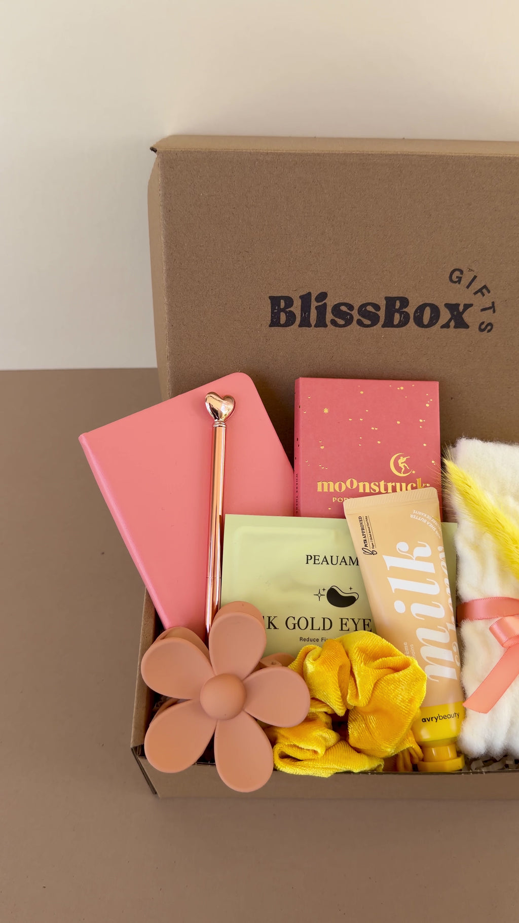 Relaxation Spa Gift Box for Women – Cozy Self Care Set with Candle & Mug | Cozy Self Care Box