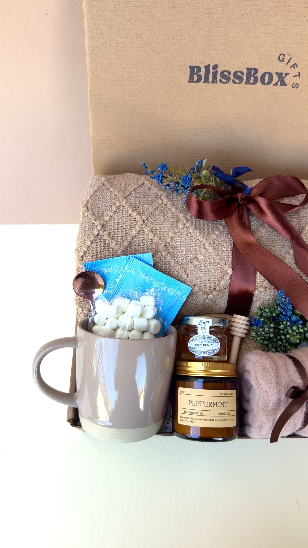 Gift Box for Her, Cozy Evening Gift Set, Birthday Gift for Women, Relaxing Gift for Friends | Midnight Relax Box