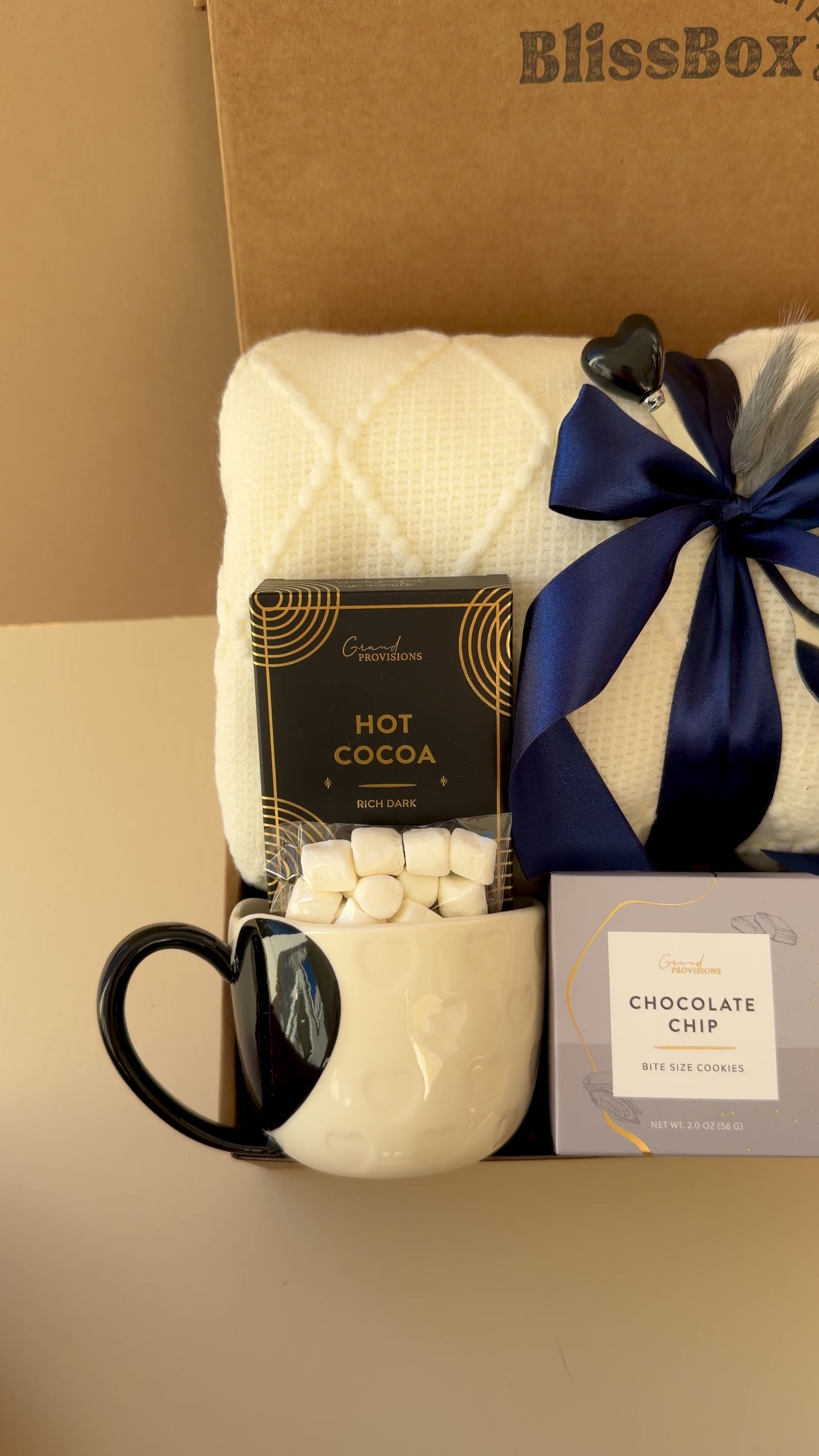 gift for him
men gift box
cozy gift box
comfort gift
self care gift for men
thinking of you gift
support gift
relaxation gift
care package for him
mindful gift
